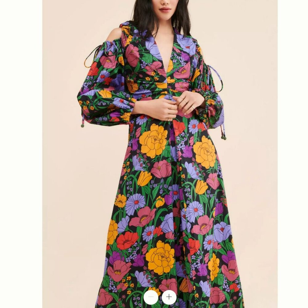 FARM Rio Bucolic Garden Sleeve Cut Out Dress